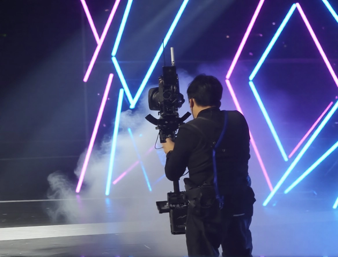 Camera operator
